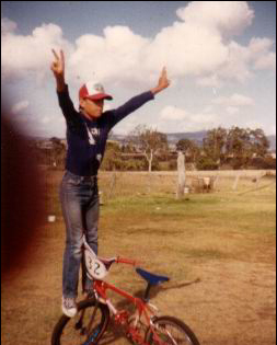 Wheel stand circa 81'