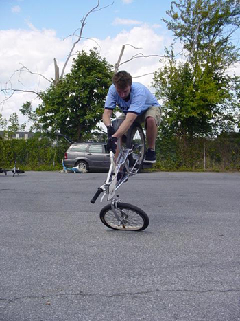 Rob once again testing the Z-48's with a tucked bar endo