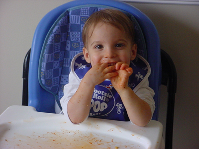 Pasta with red sauce is his favorite food